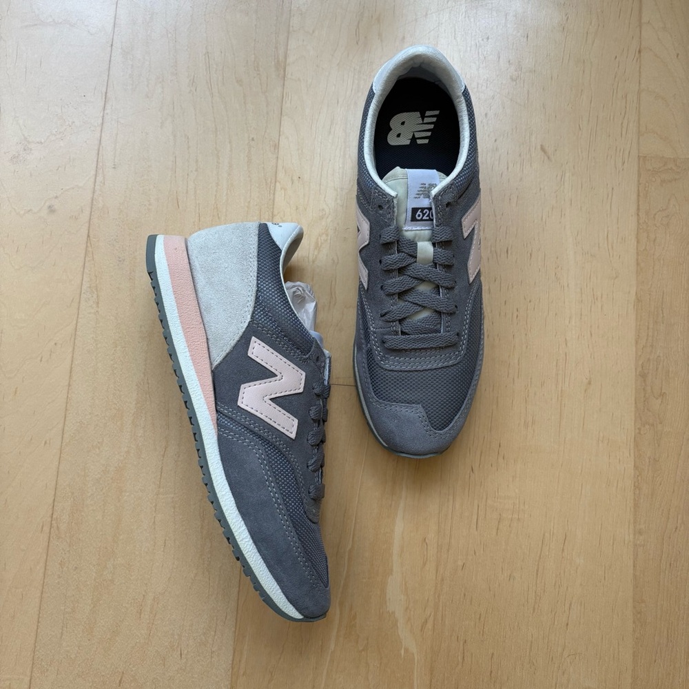 New Balance 620 pink and gray